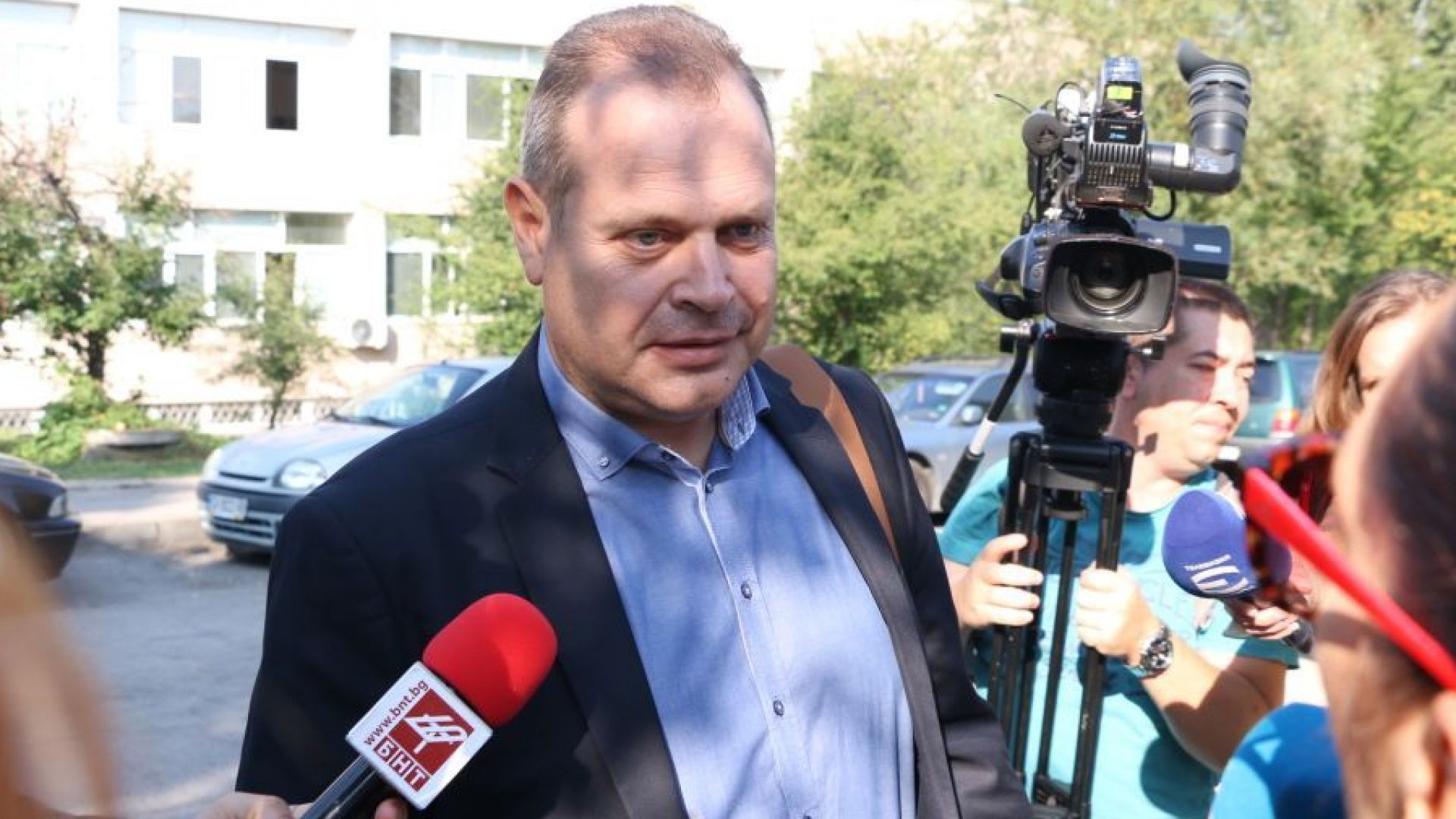 След 4 часа в следствието бившият шеф на АПИ Лазар