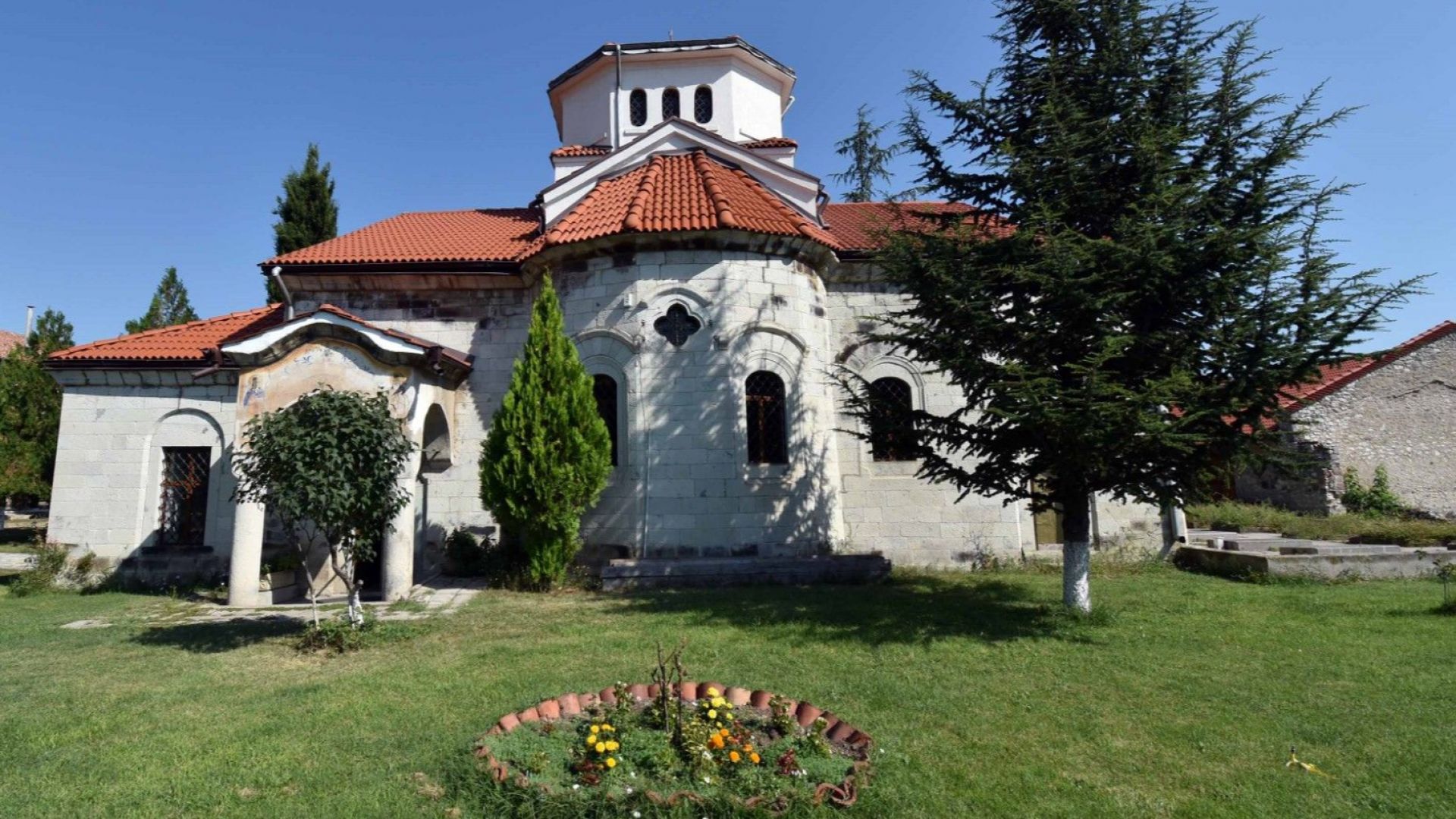 Чрез нова магистърска програма на Богословския факултет към Софийския университет