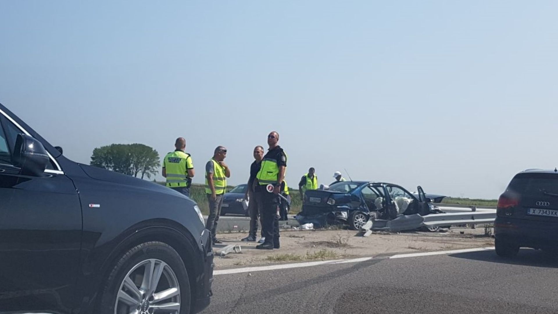 В тежко състояние са двама от пострадалите при катастрофата в