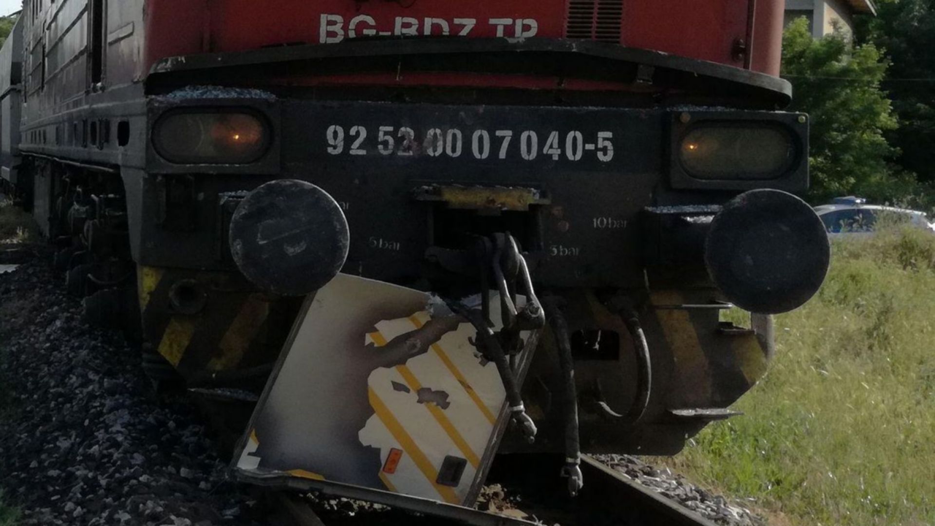 Близо три часа престояха на гара Стара Загора цял влак