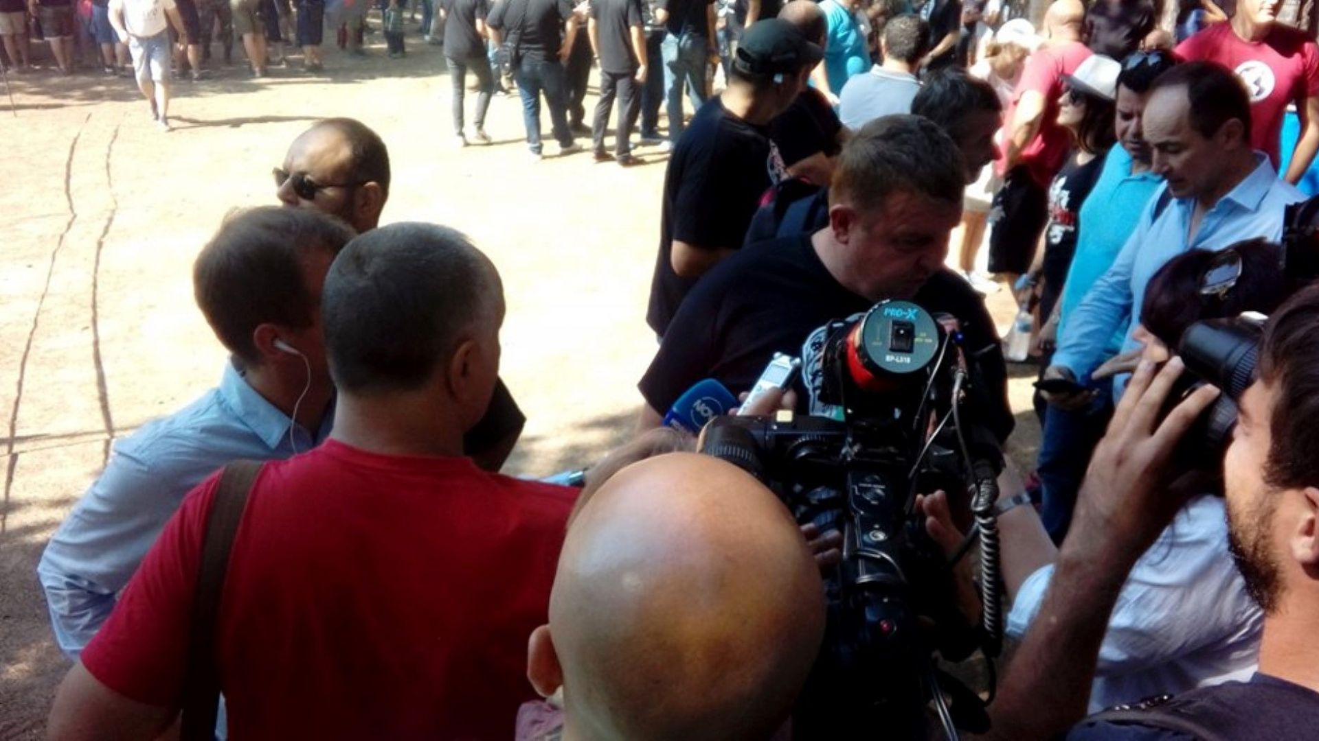 Комуникацията в коалицията буксува и това е проблем е анализът