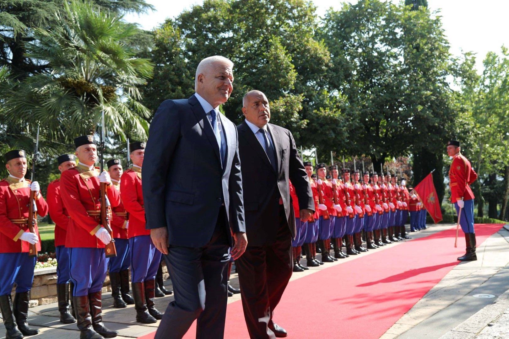 Премиерът на Черна гора Душко Маркович посрещна Бойко Борисов
