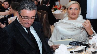 Маринела Арабаджиева чиито съпруг Ветко с рождено име Вълчо Арабаджиев