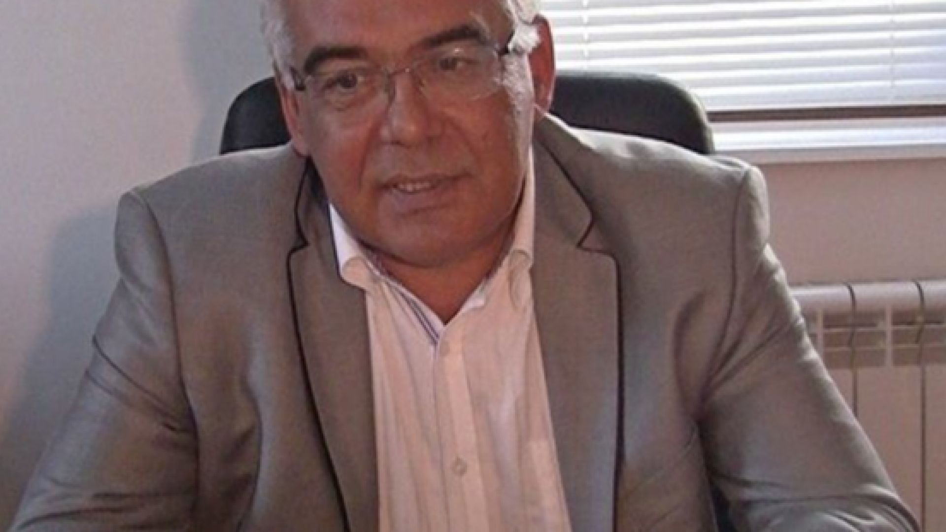 Знам със сигурност че синът ми не се познава с