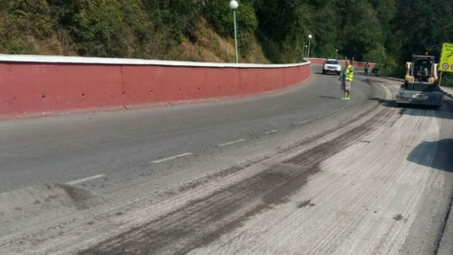 Участъкът от път Своге София ще бъде преасфалтиран на