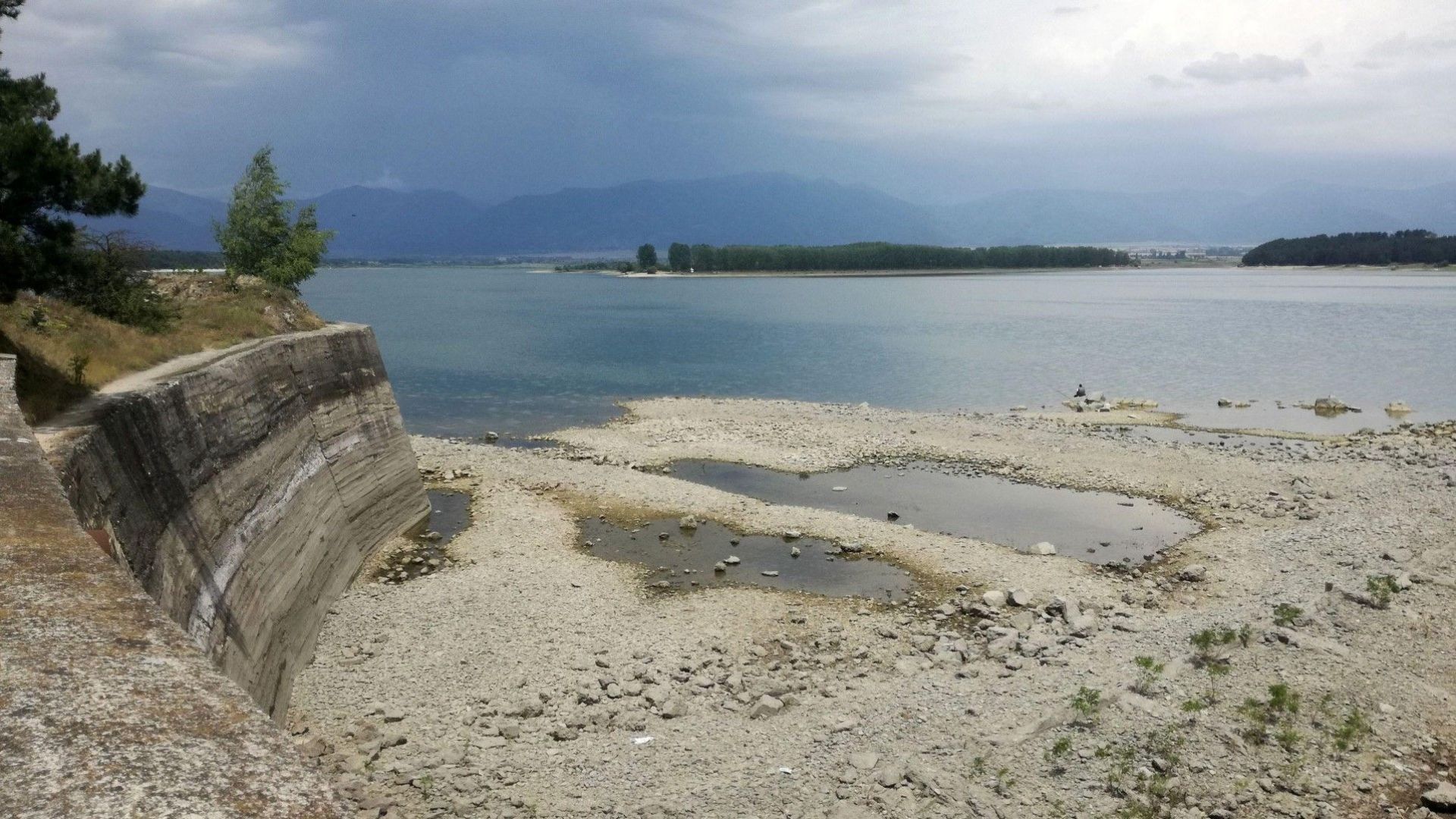В сърцето на Розовата долина в полите на величествения Балкан