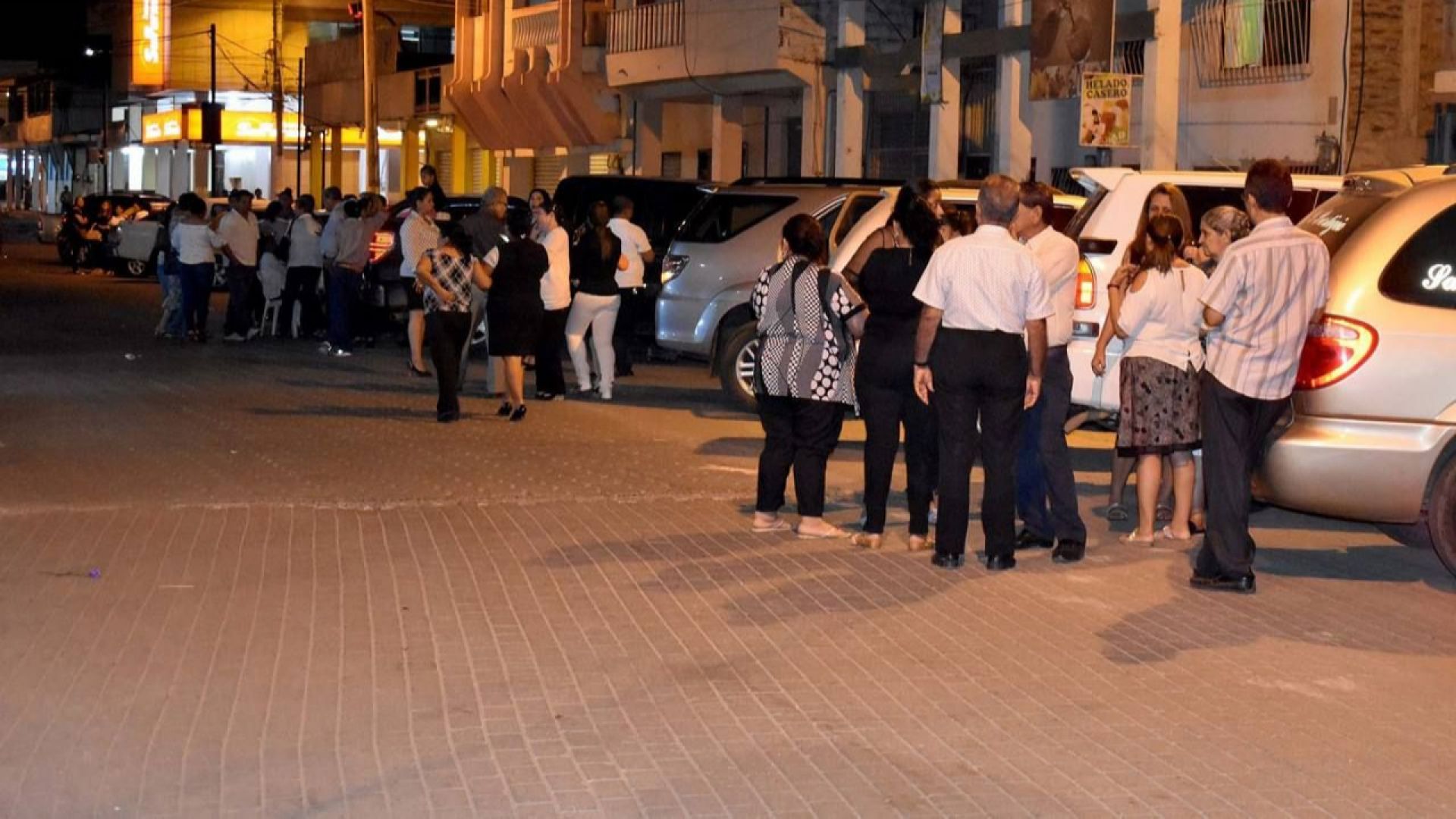 Силно земетресение разтърси Еквадор Според данните на различните международни геофизични