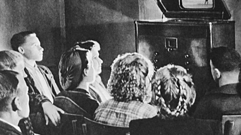 Опасни ли са били съветските телевизори за живота?