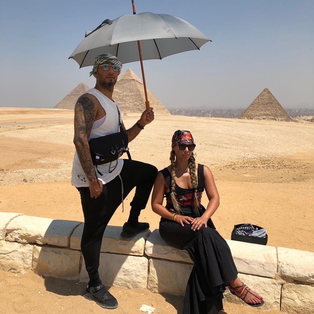 Алиша и Суис Бийтс в Египет