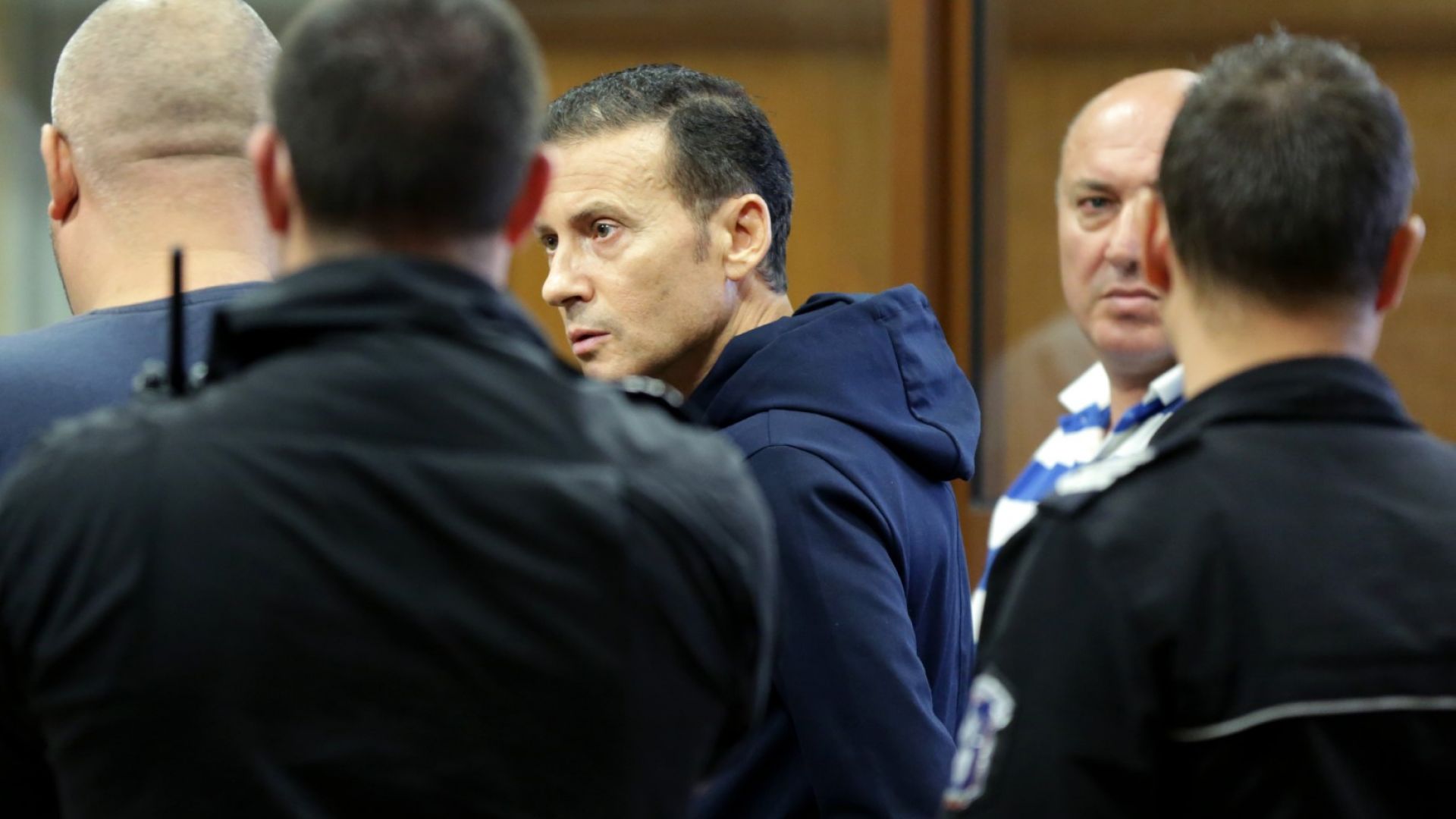 Според съдията Пламен Евгениев има опасност тримата да извършат нови