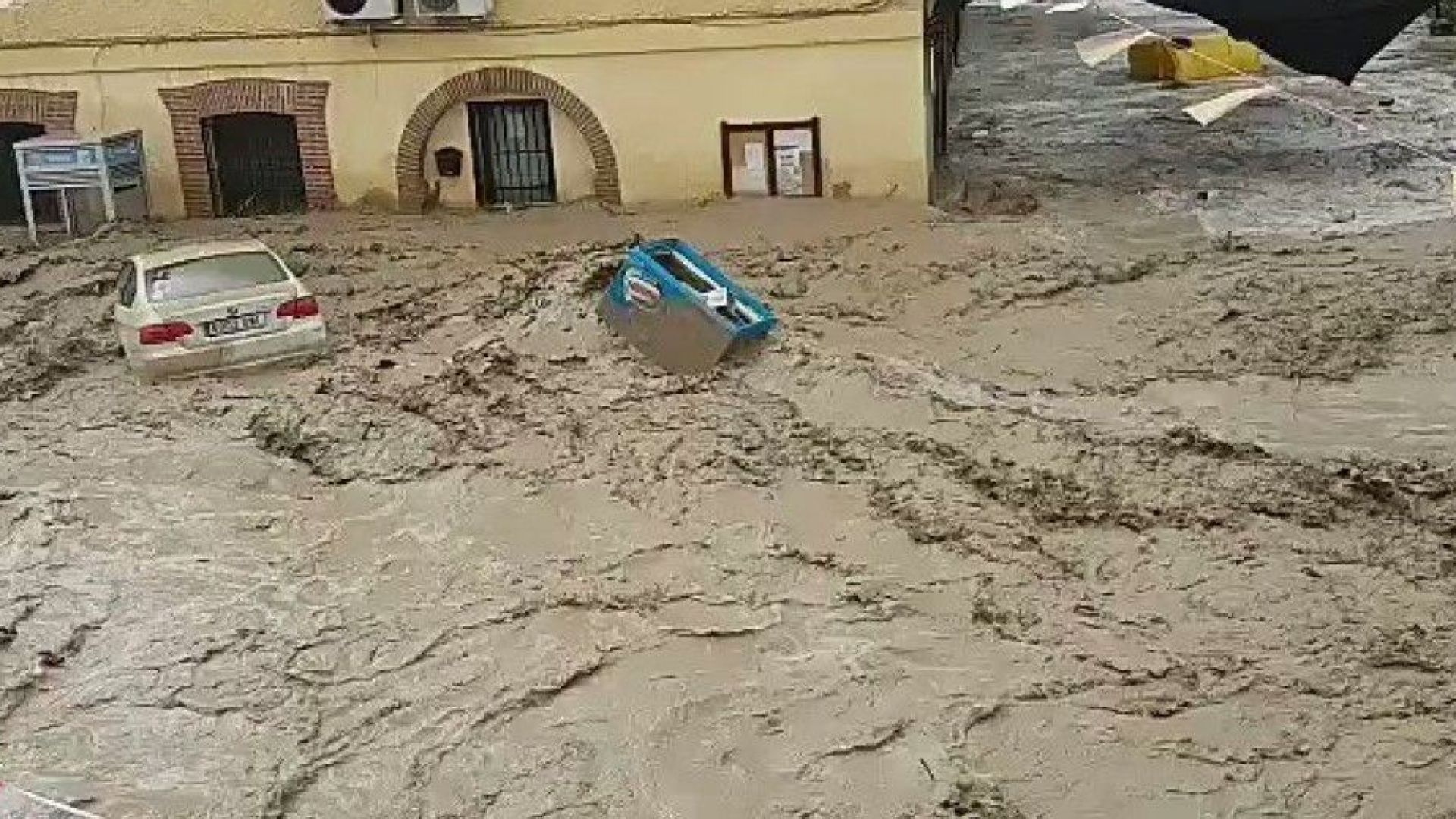 Силни бури удариха района на испанския град Толедо и причиниха