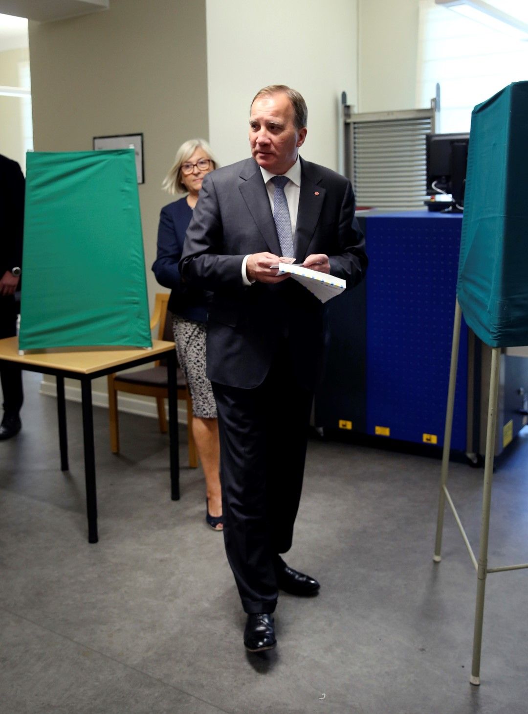 Премиерът Стефан Льовен нарече крайнодясната партия "Шведски демократи" - расистка
