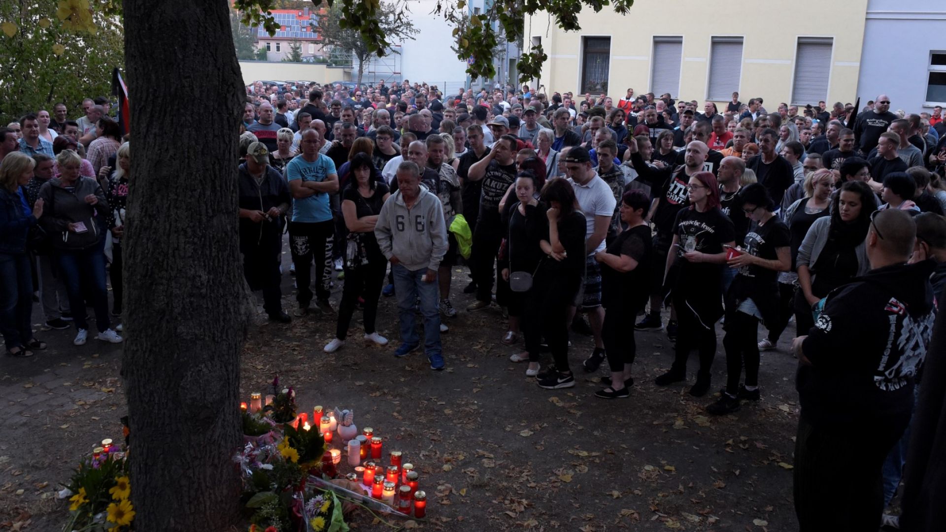 Около 2500 души участваха в демонстрация в германския град Кьотен