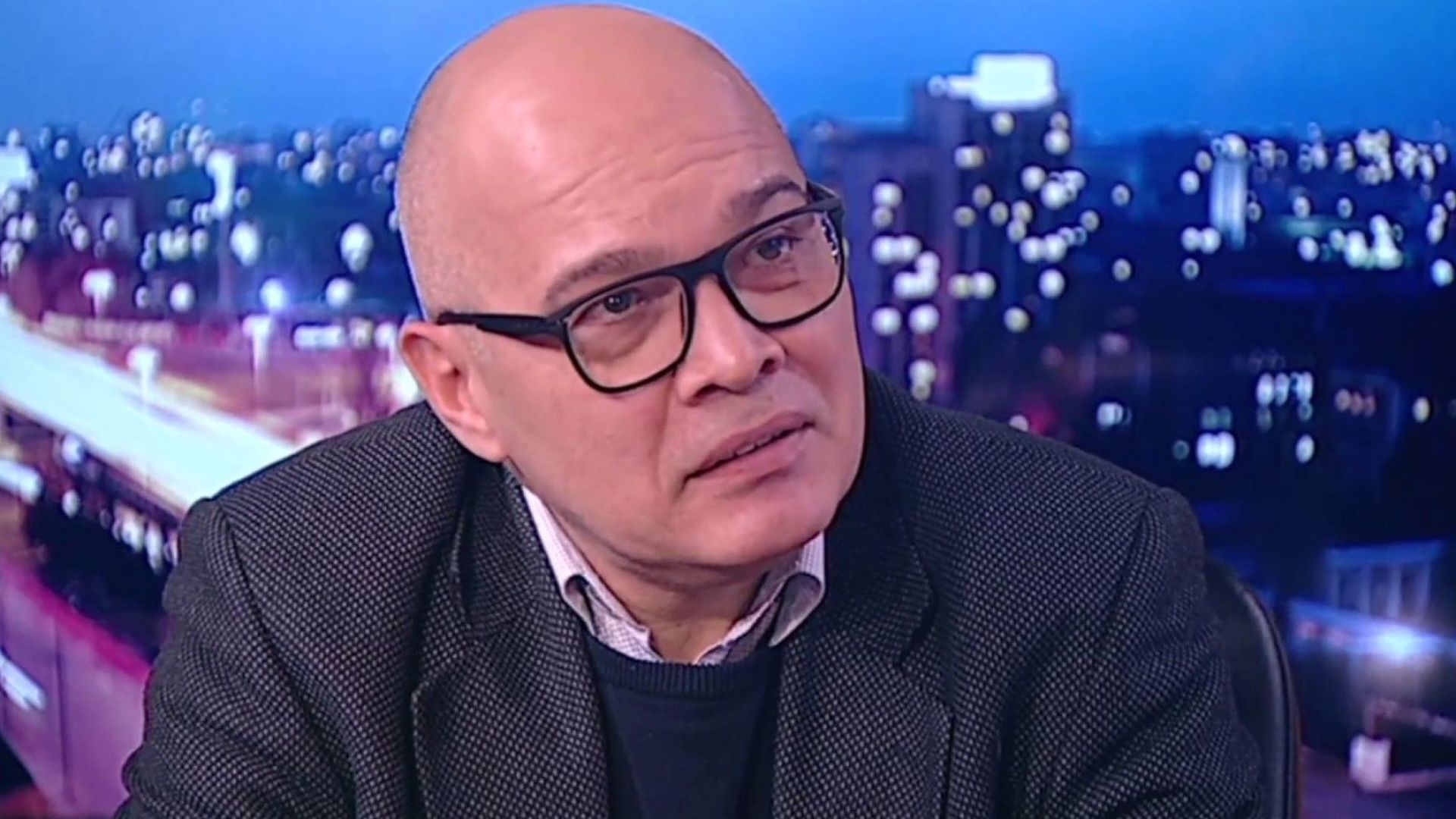 Има много въпроси които не са ясни и тепърва ще