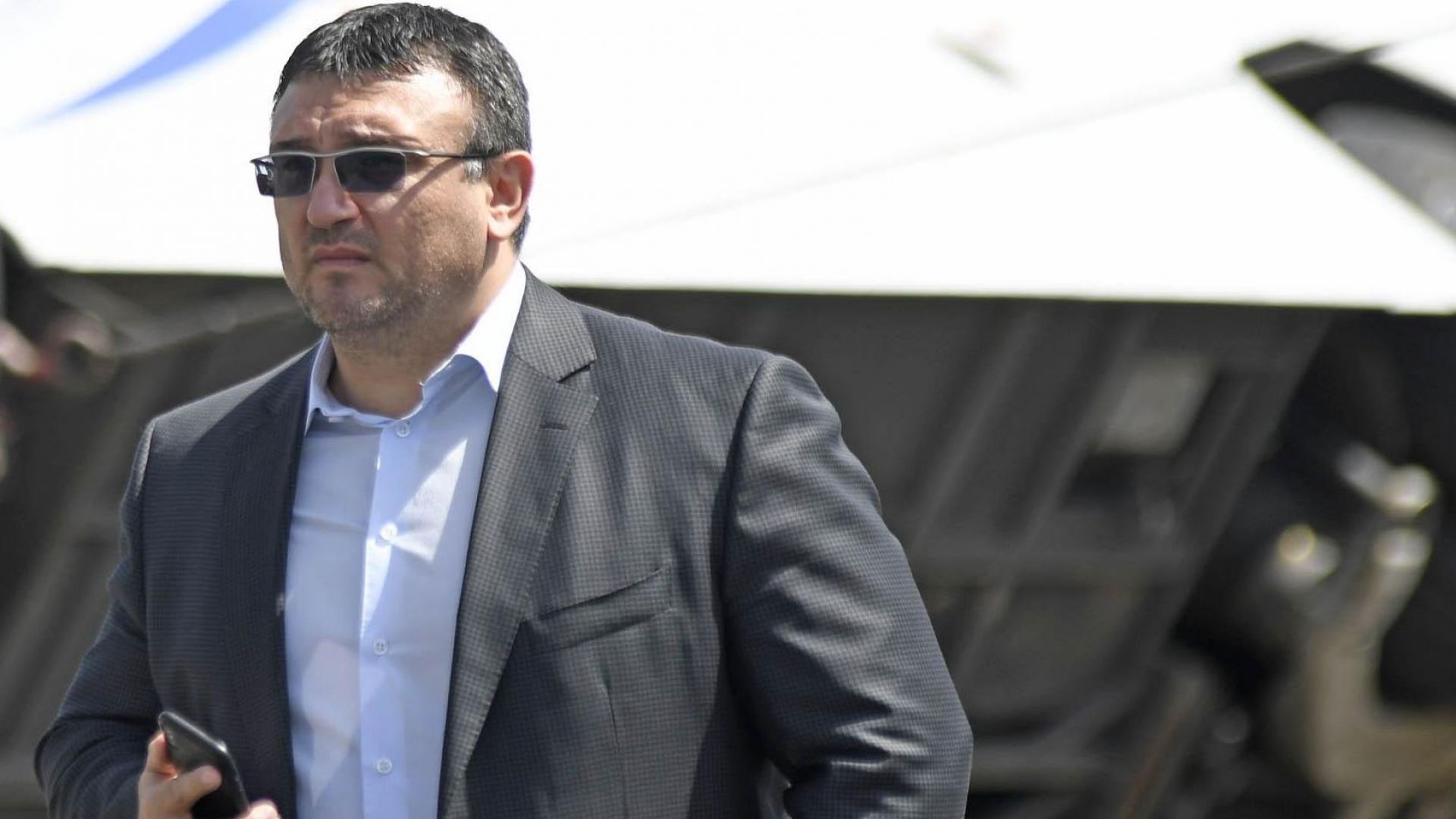 Оставките на министрите на вътрешните работи регионалното развитие и транспорта