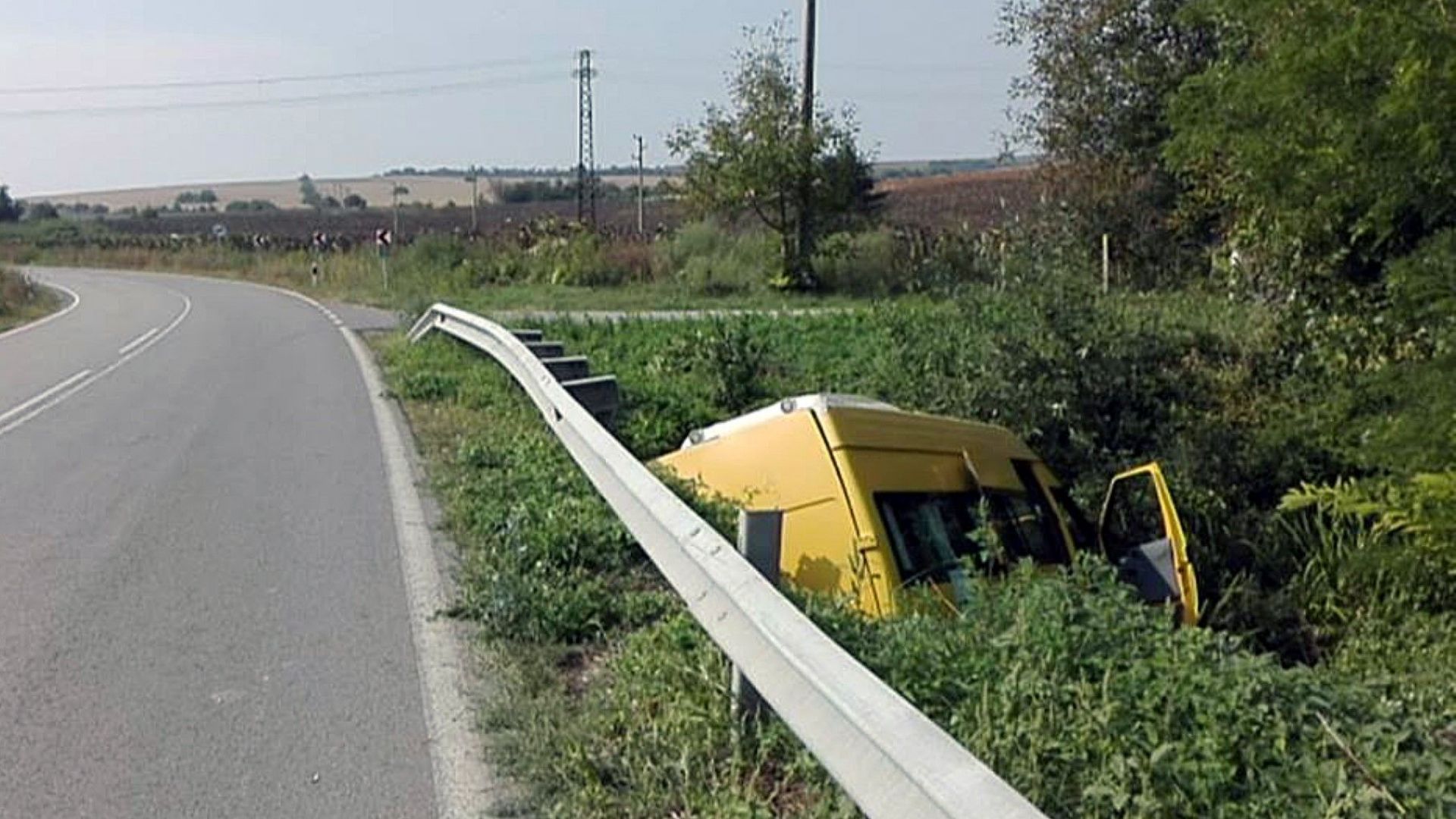 Най тежко пострадалият в катастрофа между ТИР и микробус в събота