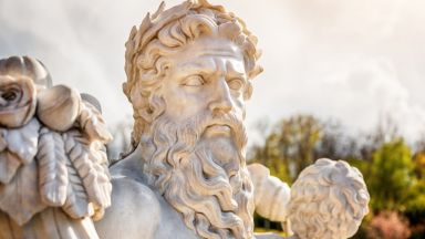 Освободиха българките, нанесли щети на експонати в гръцки музеи 
