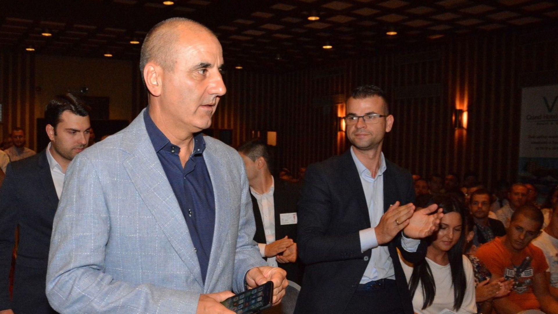 Депутатите от ГЕРБ ще гласуват решението което министър председателят обяви след