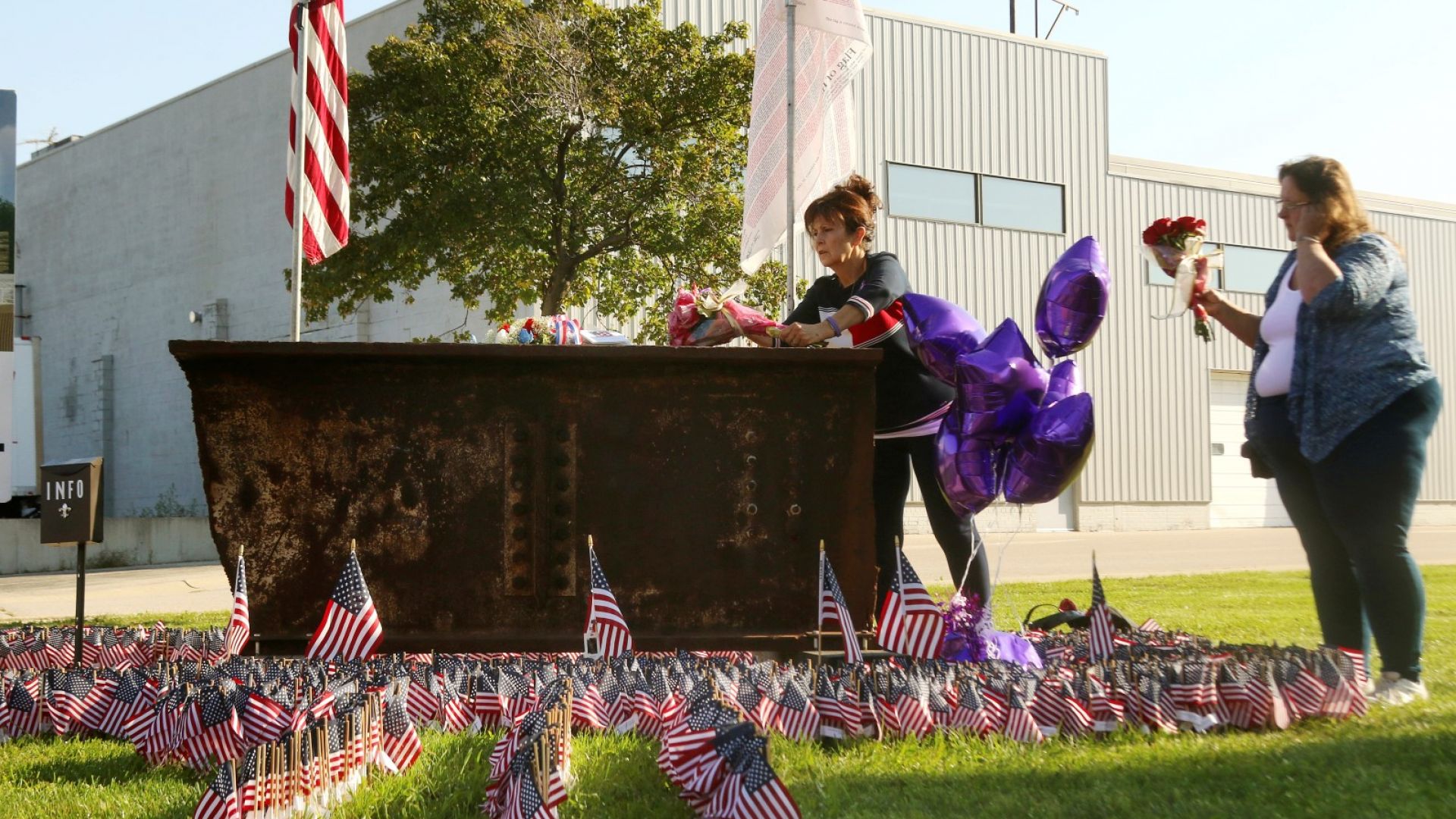 Американците отбелязаха годишнината от атентатите от 11 септември 2001 г