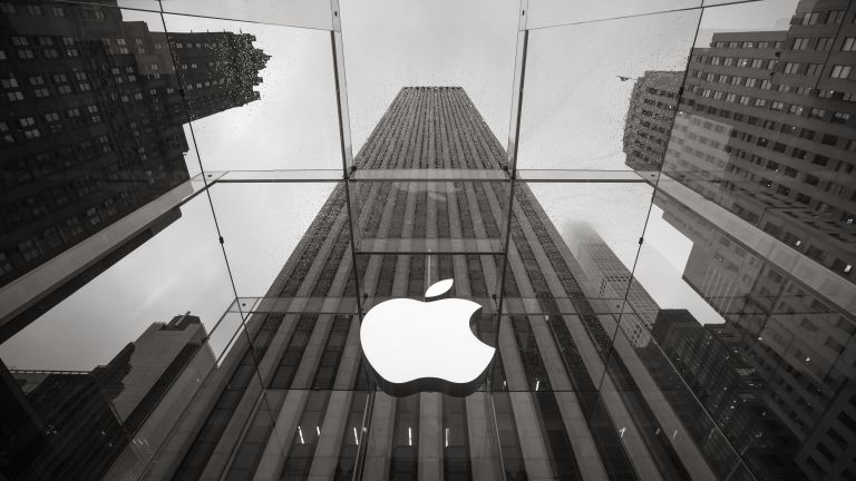 Apple отново разбива рекорди с финансовите си резултати