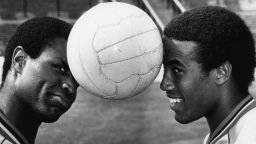 Расизмът в спорта - тема с над 100-годишна история (галерия) 