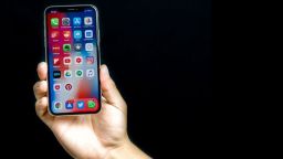 Apple официално обяви iPhone 5 и iPhone 4 (8GB) за остарели