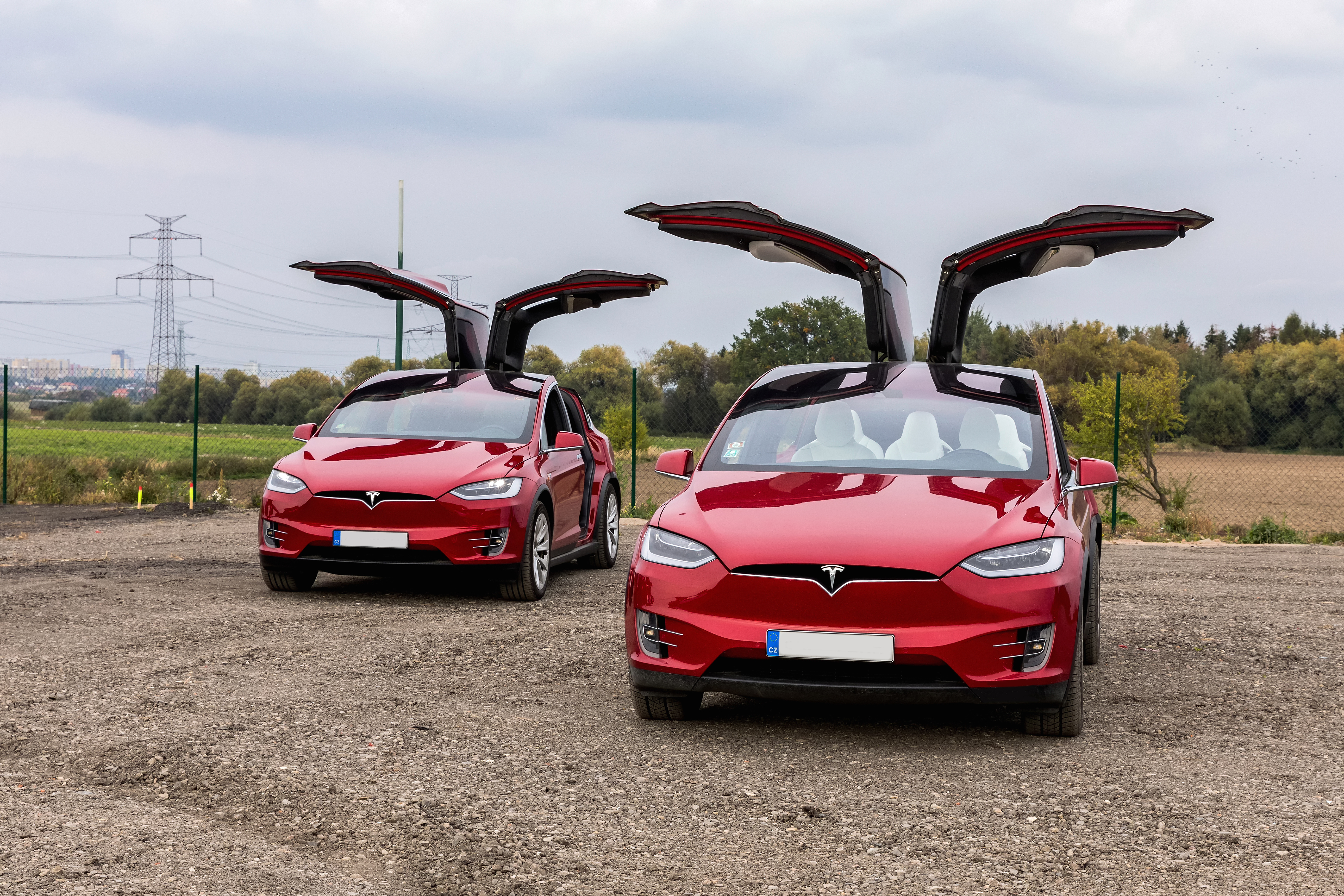 Tesla намалява цените за Европа и САЩ