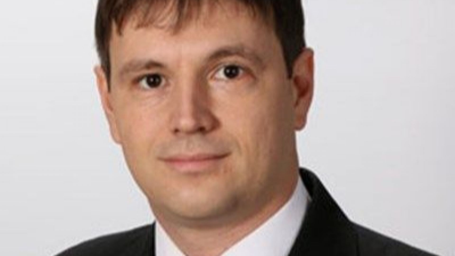 Моят брат е отишъл да се лекува в чужбина за