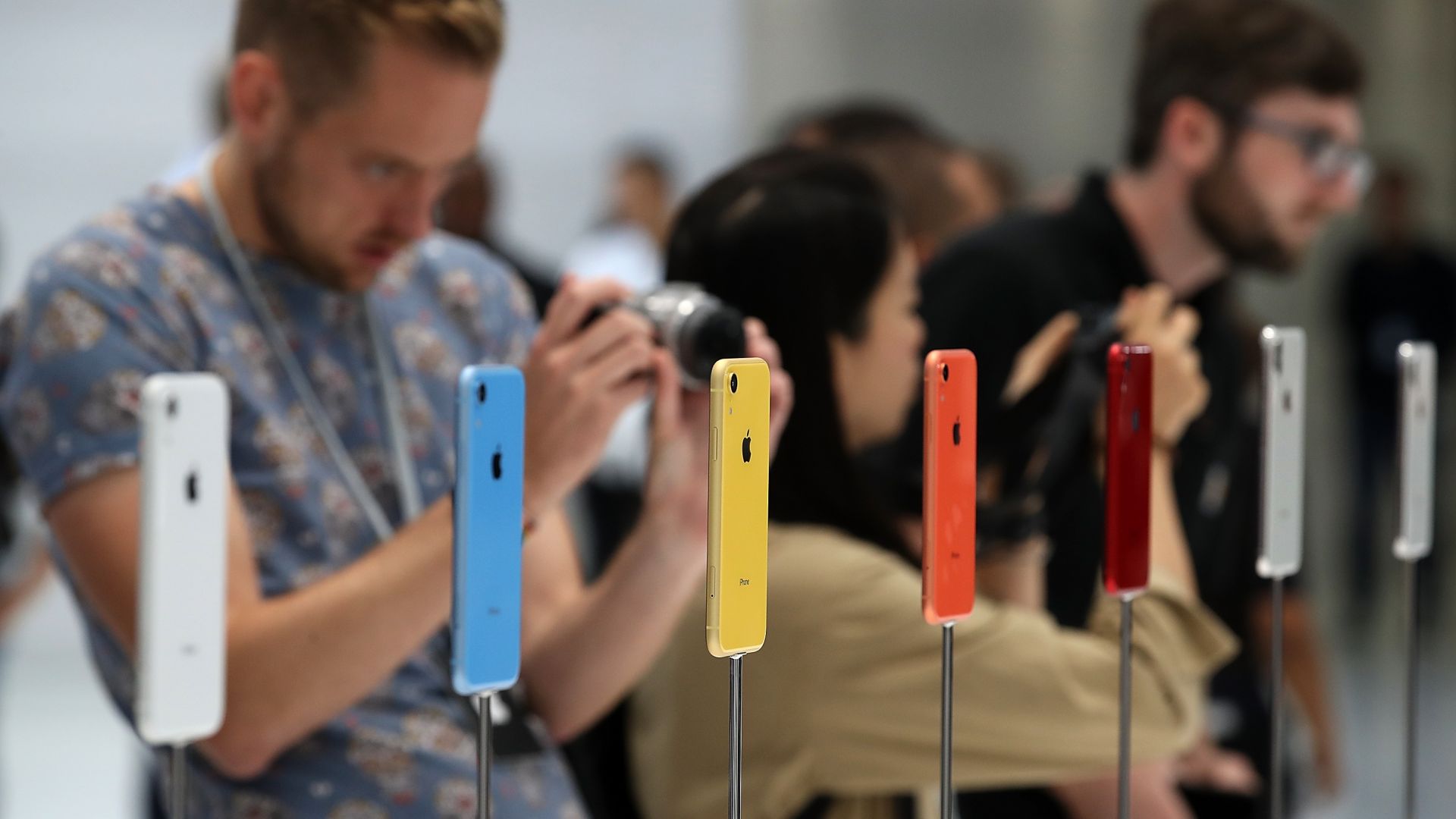 Apple изнася производството на iPhone извън Китай