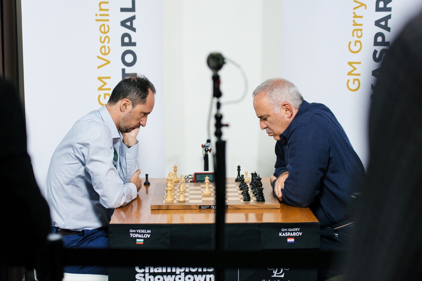 Българинът спечели наскоро една от тях на турнир във формат, различен от традиционния шахмат.