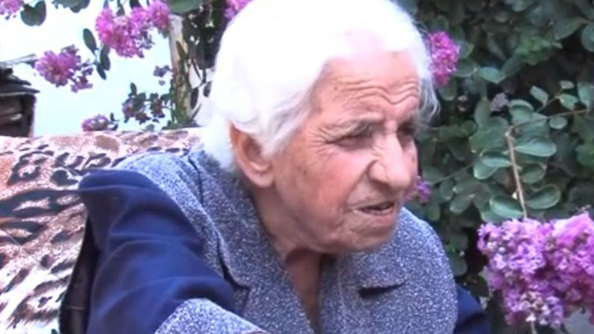 101 години започна баба Василка Шопова от Пазарджик а празникът