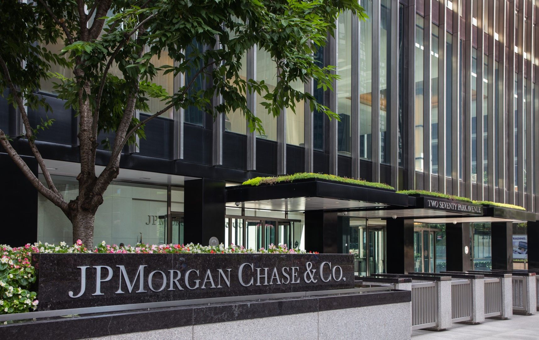 Goldman Sachs Group Inc., JPMorgan Chase & Co. и останалите водещи финансови институции отчетоха печалба от над 111 млрд. долара за 2018 г.