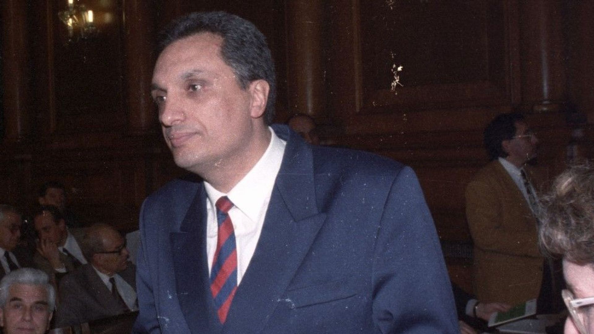 Иван Костов призова за връщане на данъчния модел от преди 2001 г.