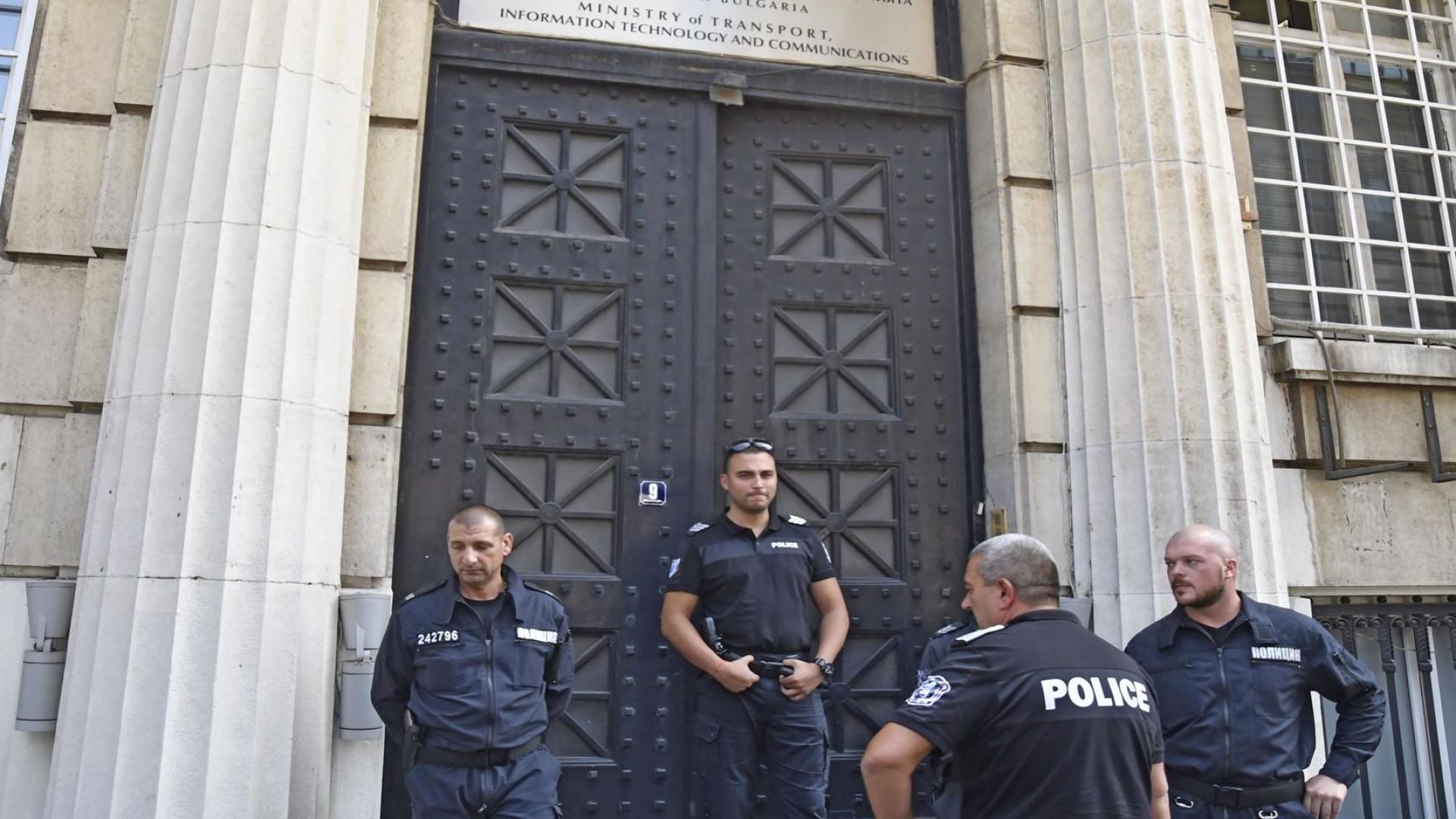Засилено присъствие на полицаи и жандармеристи ще има днес в