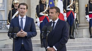 Австрийският канцлер и френският президент не искат "твърд Брекзит"