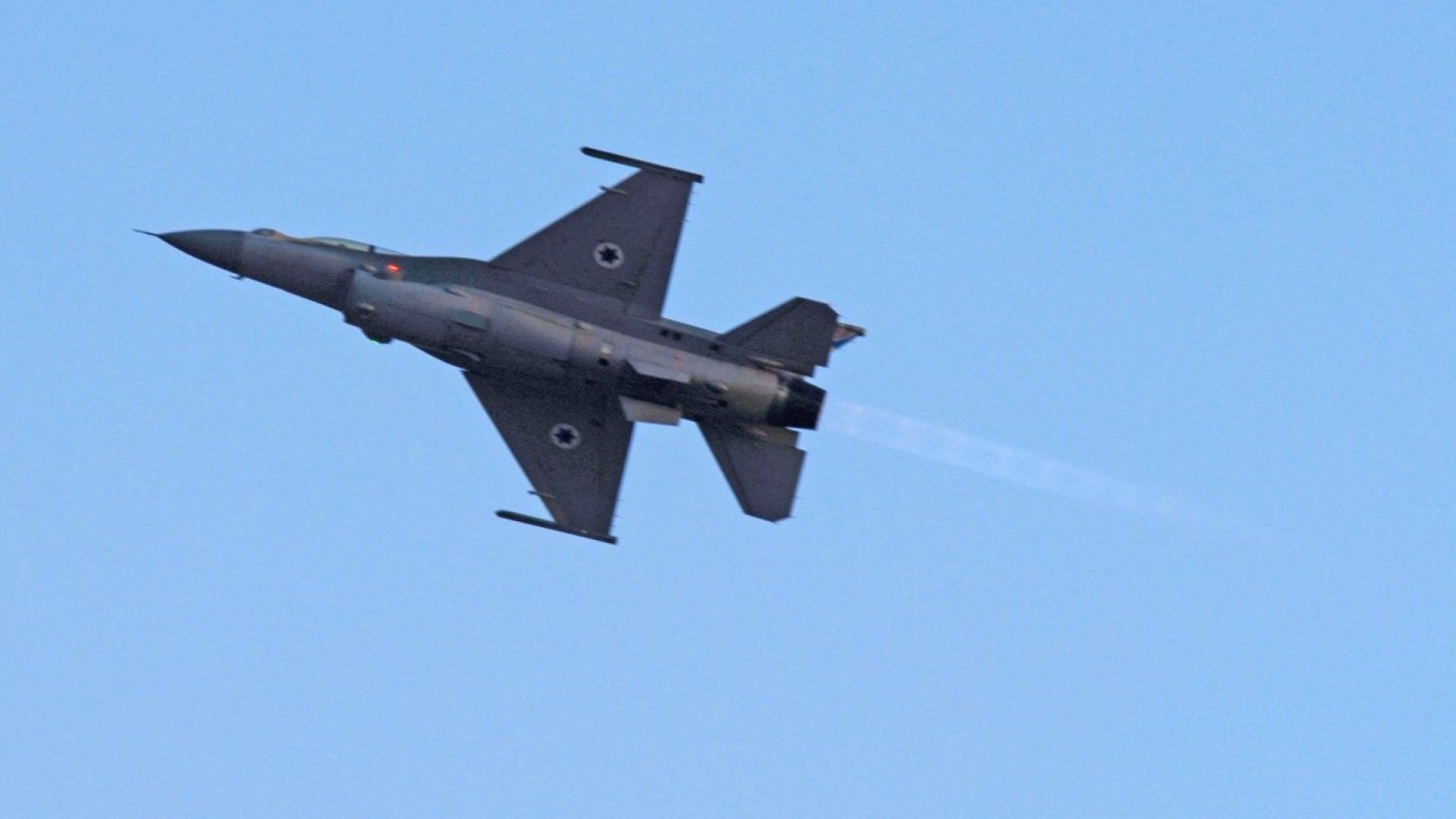 Руският военен самолет Ил 20 изчезнал над Средиземно море е бил