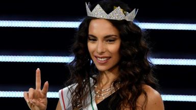 26-годишна танцьорка, играла с Брад Пит, стана "Мис Италия"