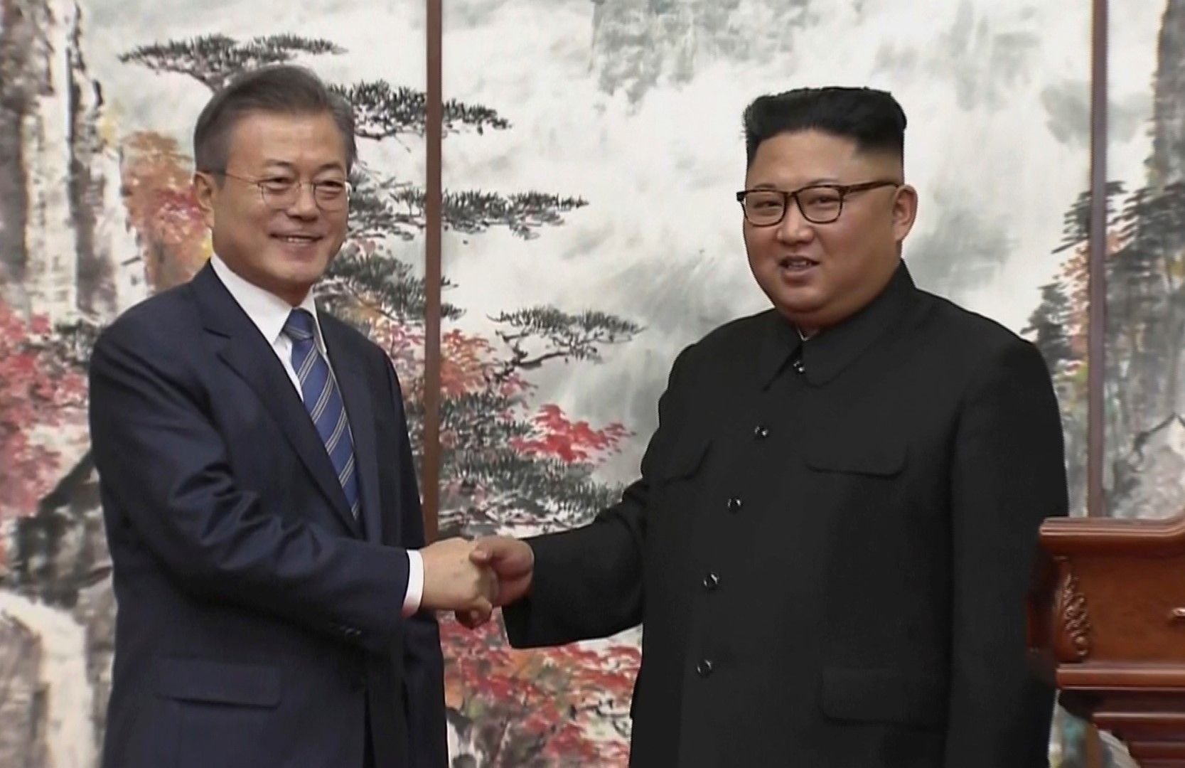 През септември южнокорейският президент Мун Дже-и лидерът на Северна Корея Ким Чен-ун подписаха обща декларация