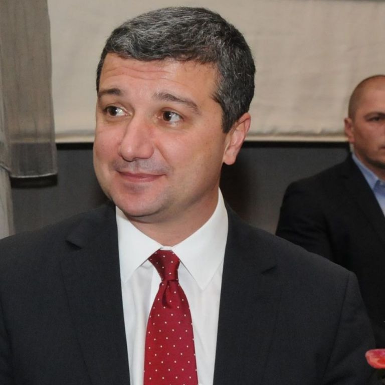 Драгомир Стойнев, депутат от БСП