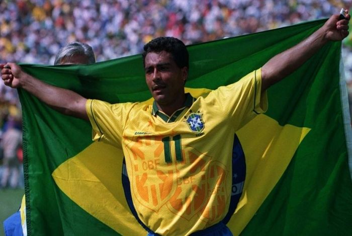 2. Легендарният бразилски нападател твърди, че е вкарал 1000 гола, но според официалната статистика на ФИФА са само 772
