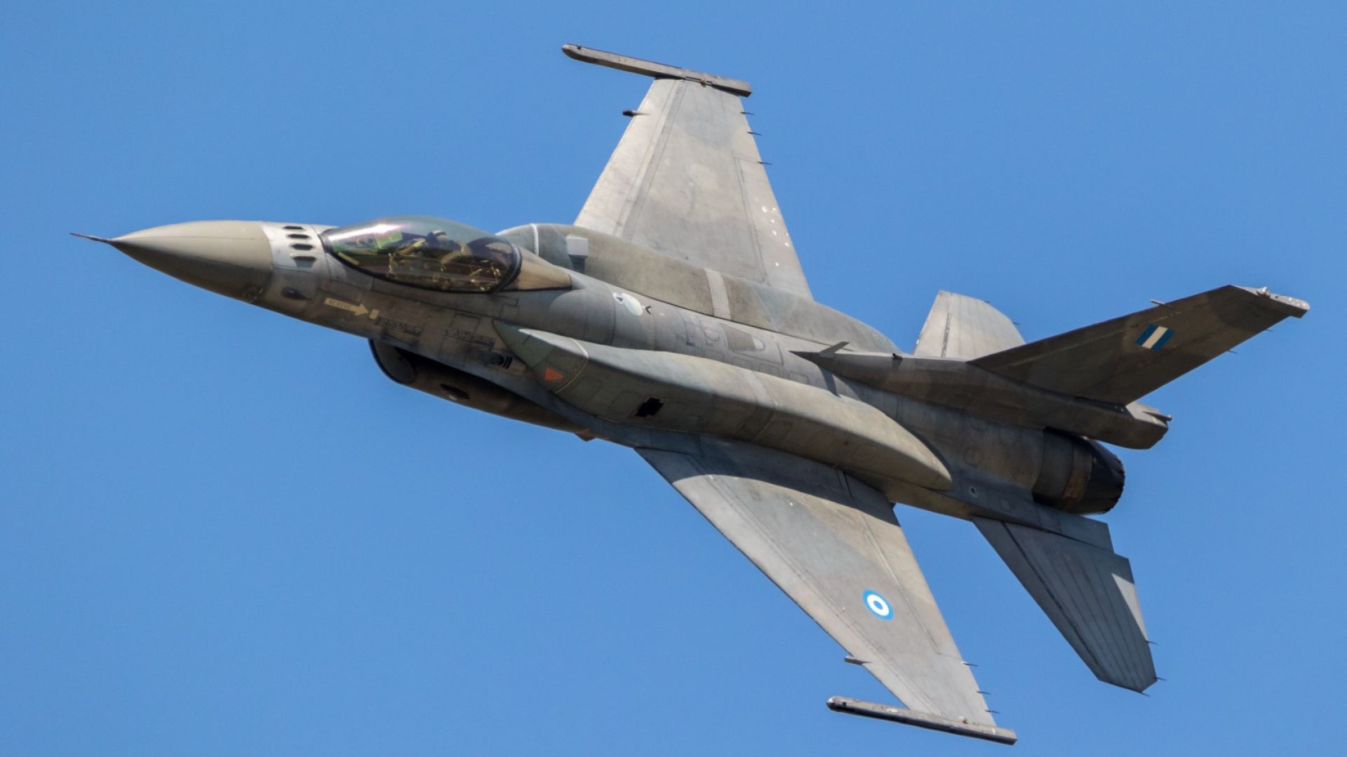 Какво знаем за изтребителя F-16V, който бе предложен на България