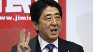 Японският министър председател Шиндзо Абе беше приет днес за преглед в