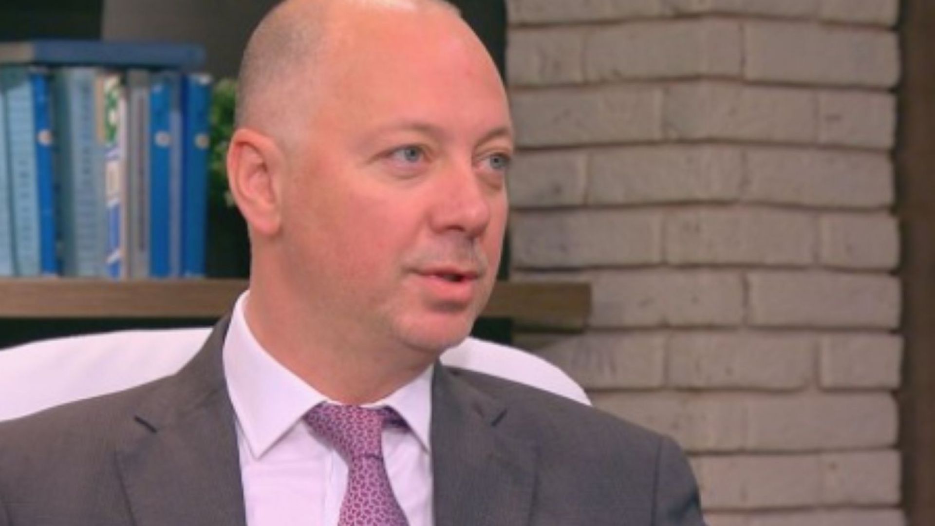 Министърът на транспорта информационните технологии и съобщенията Росен Желязков е