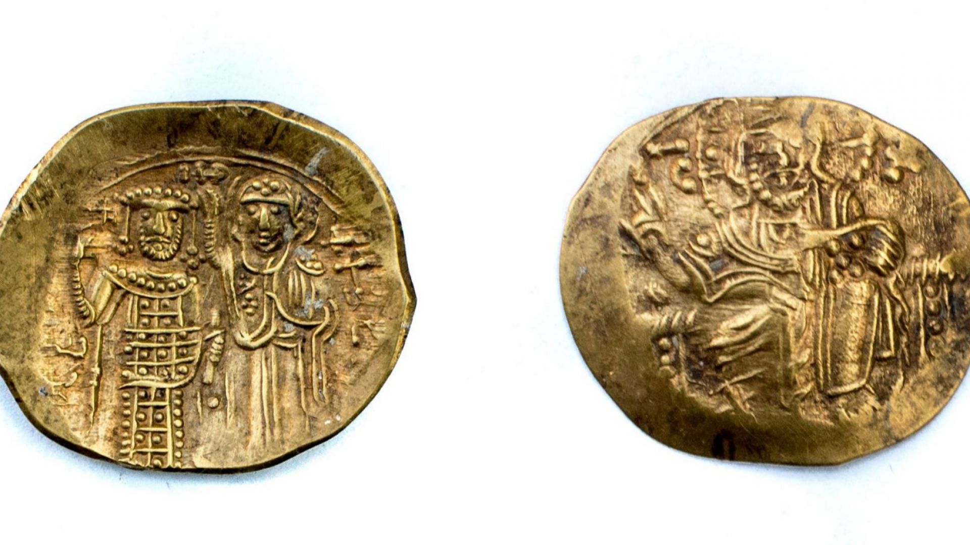 След печат на императрица, в Лютница откриха и златна монета