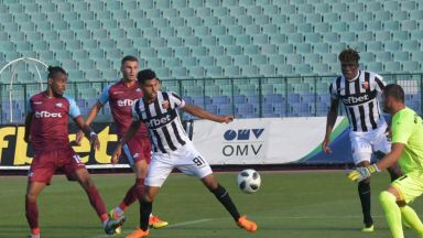 Септември продължи да затъва