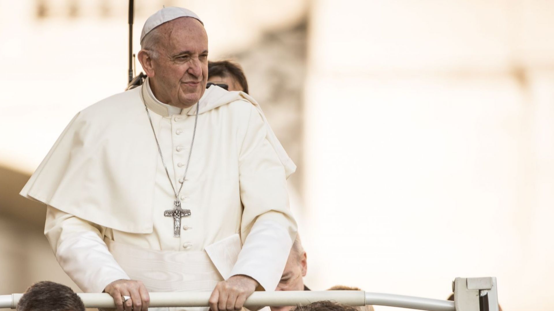 Папа Франциск призна днес че скандалите заради сексуални злоупотреби разтърсващи