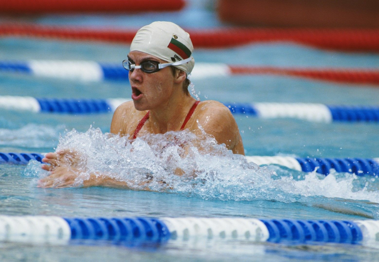 Таня Богомилова докара до прединфарктно състояние цяла България на финала на 100 м бруст, за да грабне златото.