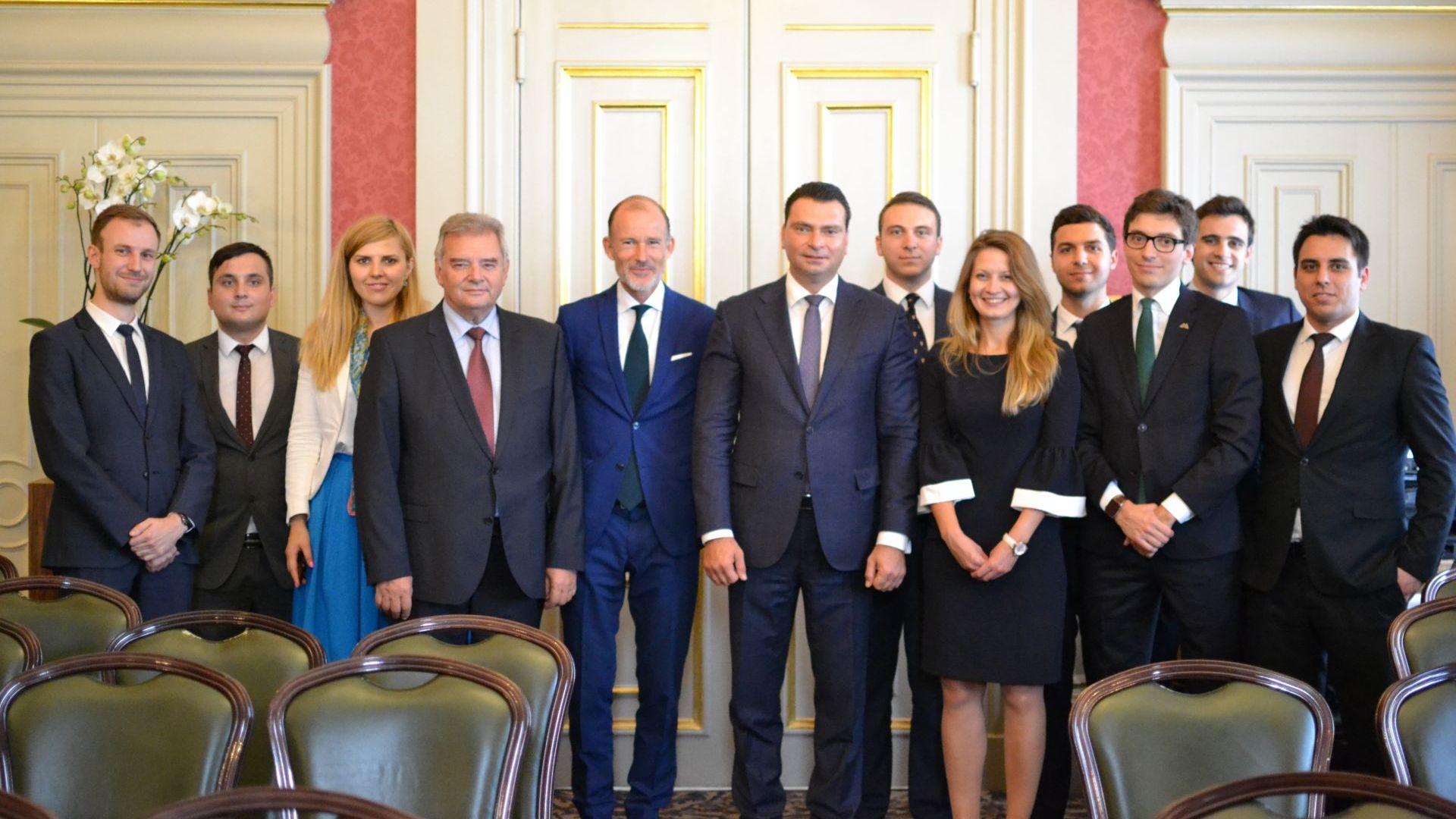 Синът на Симеон Сакскобургготски Кирил Преславски участва в международната