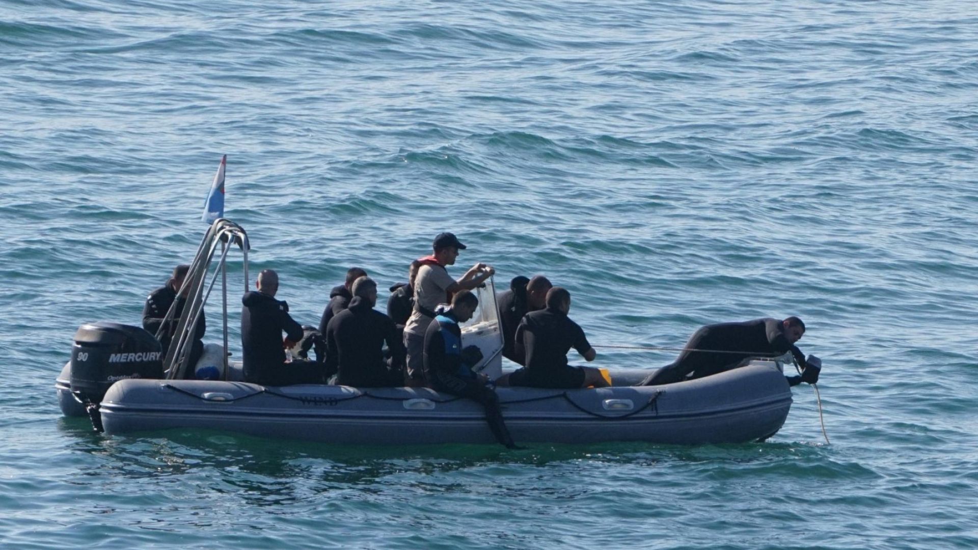 Виж още Морето погълна двама опитни рибари край Бунарджика