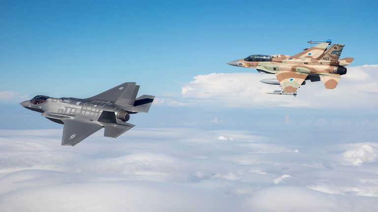 С какво разполагат Военновъздушните сили на Израел (снимки)